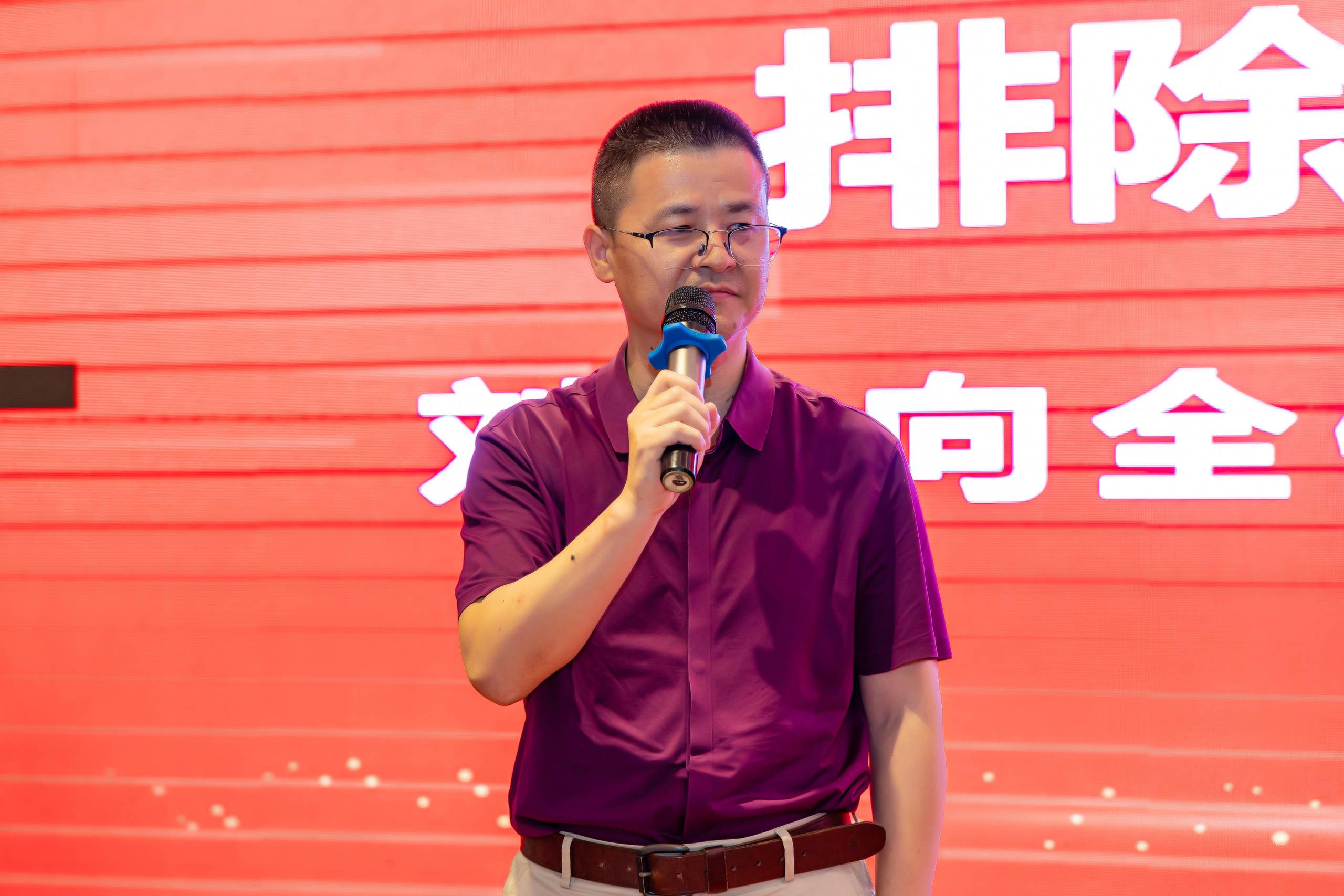 0b8b8a2b1c4893d0f53ce33f5a1e7a7f.jpg 0b8b8a2b1c4893d0f53ce33f5a1e7a7f.jpg